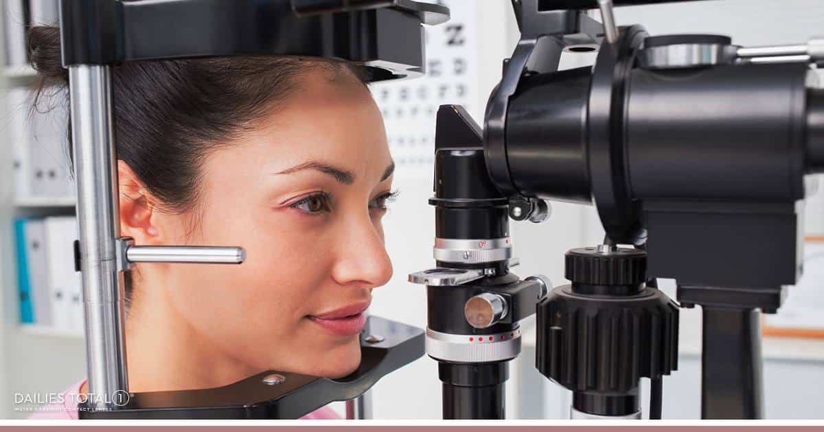 Hubble vs Dailies: Which Daily Contact Lenses are Best?