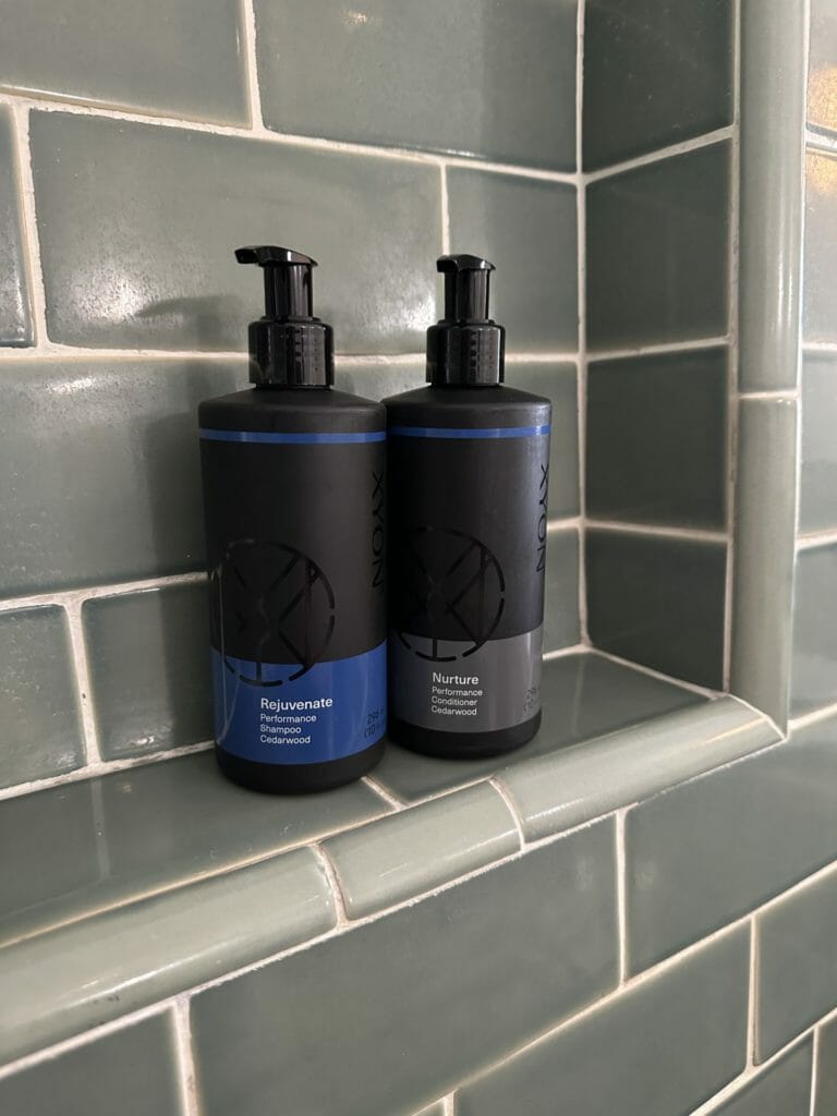 Xyon-shampoo-and-conditioner